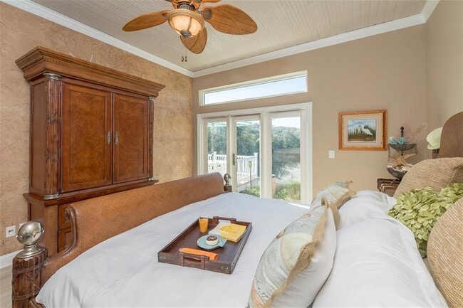 Building Photo - 208 Somerset Ct