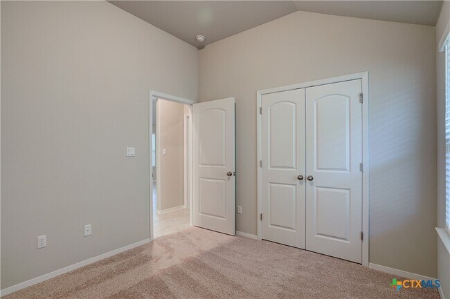 Building Photo - 171 White Dunes Dr