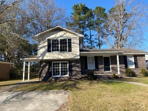 Building Photo - Nice 3 bedroom duplex