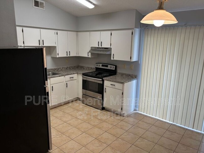 Building Photo - 3085 SW 97th St