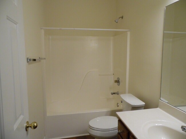 Building Photo - 3005 Roundway Down Ln