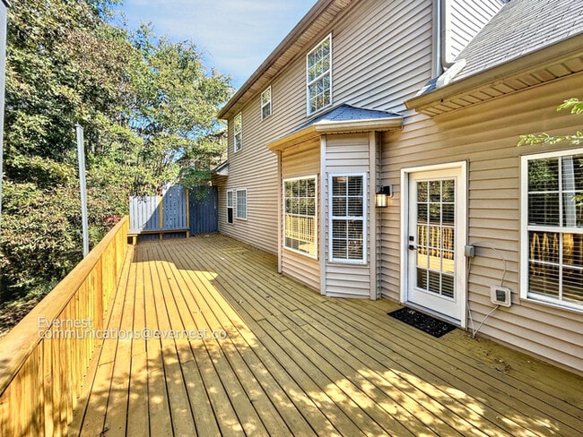 Building Photo - 5128 Bay Overlook Dr
