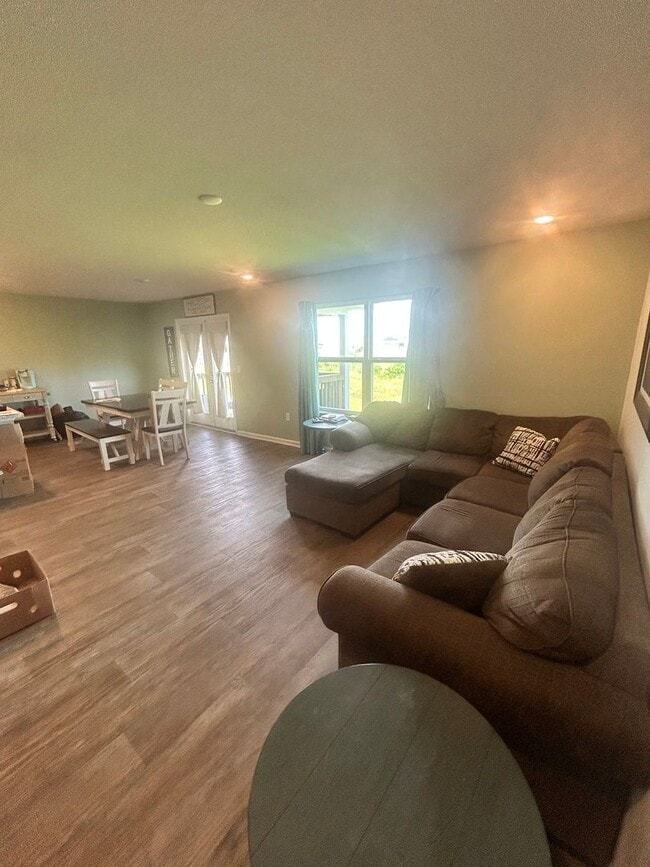 Building Photo - 5808 Tiagra Dr