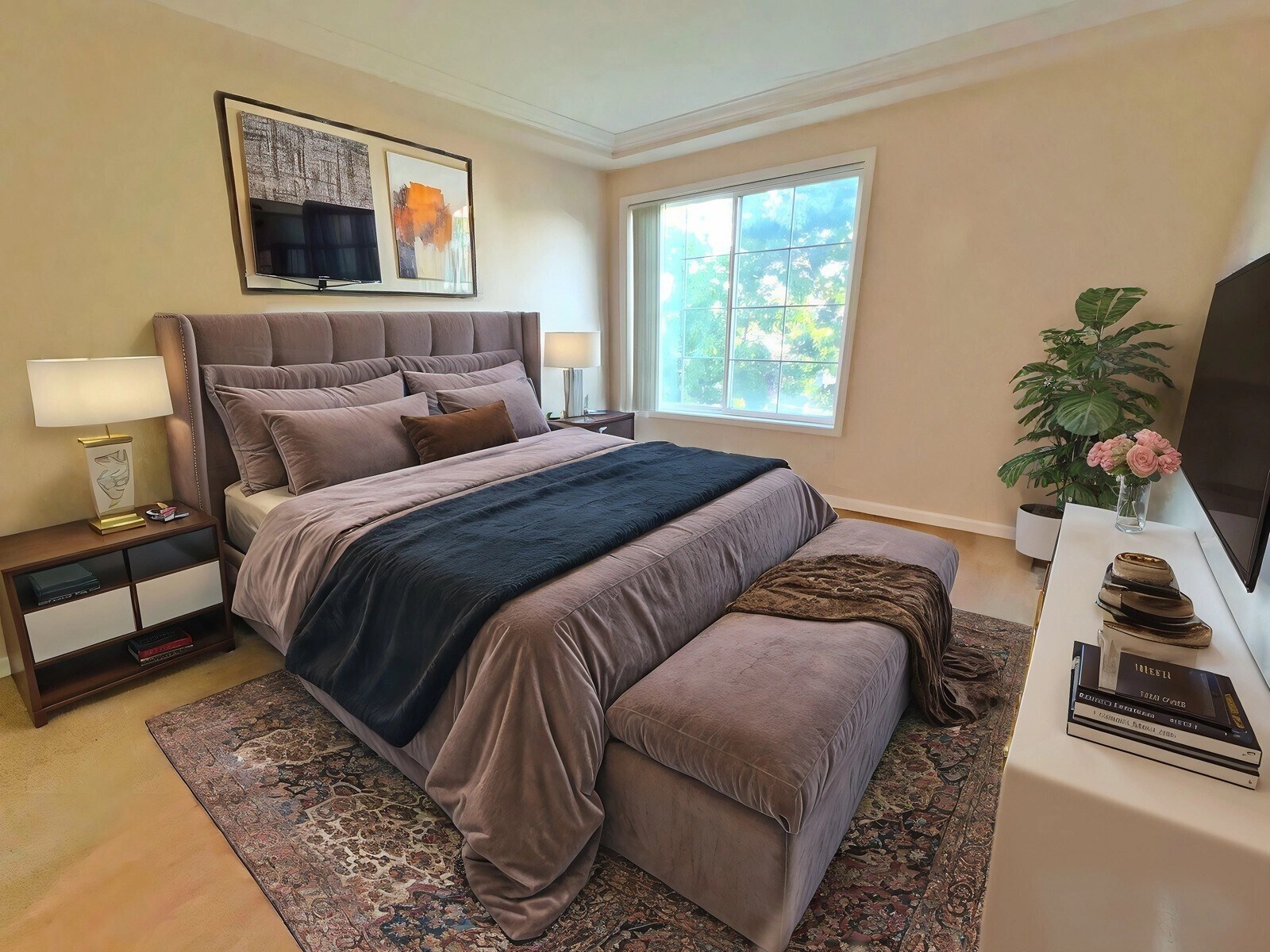 Building Photo - 2969 Kelton Ave