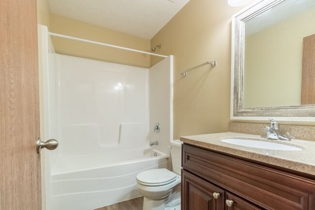 Building Photo - Beautiful Newer Home In South Lincoln