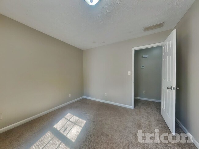 Building Photo - 850 Rambling Rose Ct NW