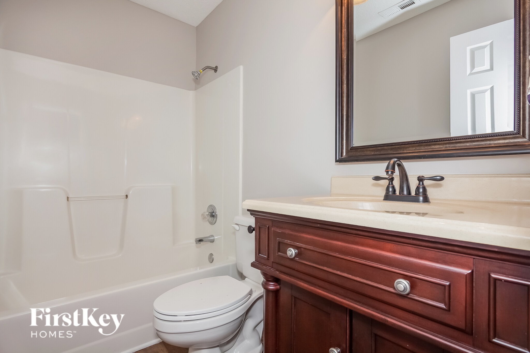 Building Photo - 120 Hunters Pointe Dr