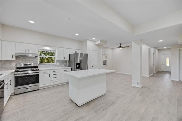 Building Photo - 2325 Clearview Ct