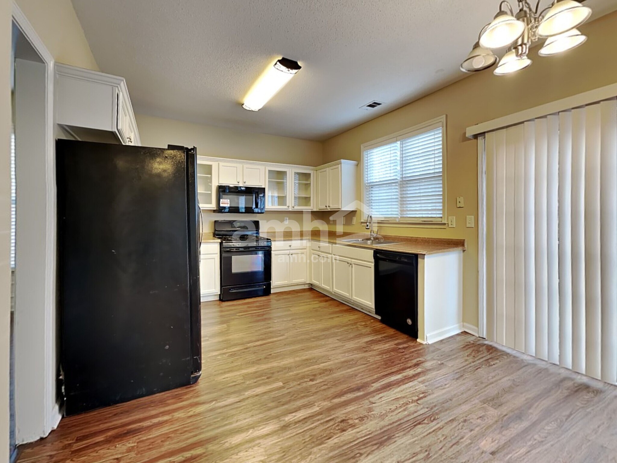 Building Photo - 3202 Davenport Park Ln