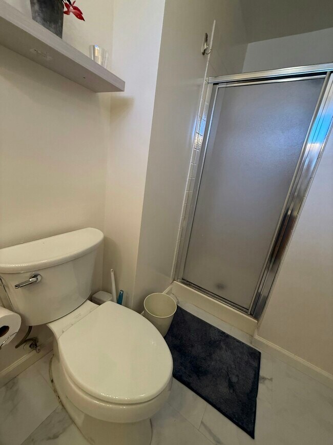 Building Photo - 33887 Whitehead Ln