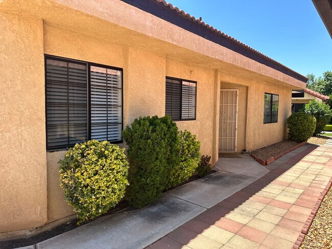 Building Photo - Spacious 2 Bedroom Home in Desirable Jess Ranch Community