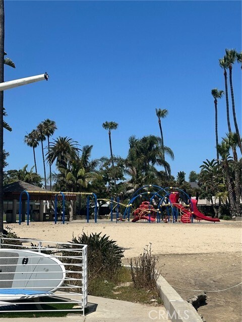 Building Photo - 4208 River