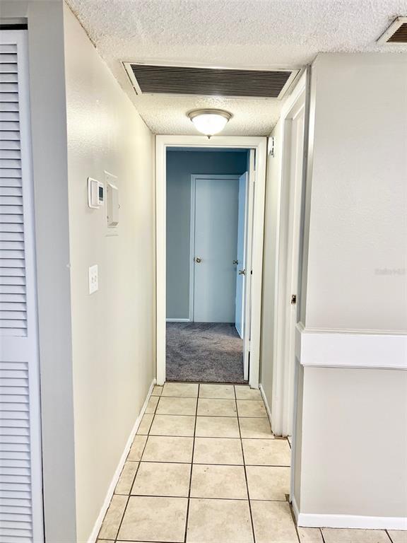 Building Photo - 6065 Village Cir S
