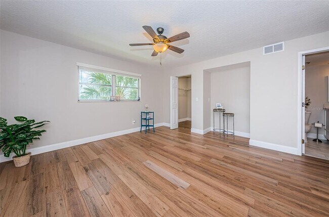 Building Photo - 5157 Silent Loop