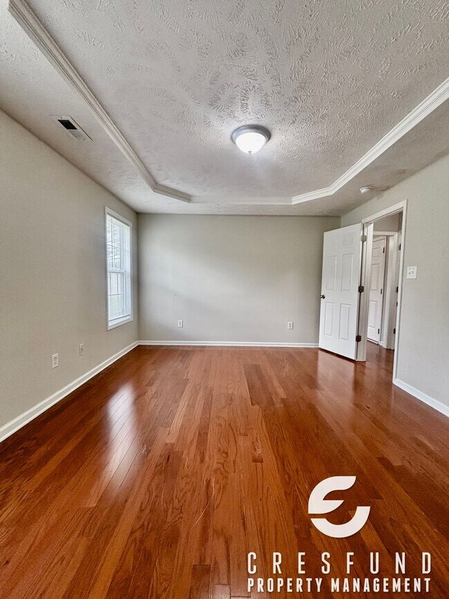 Building Photo - Located 20 minutes from Ft. Bragg! 3 Bed, 2 Bath - READY FOR MOVE IN TODAY!