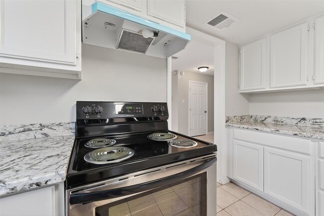 Building Photo - 10510 Overview Dr