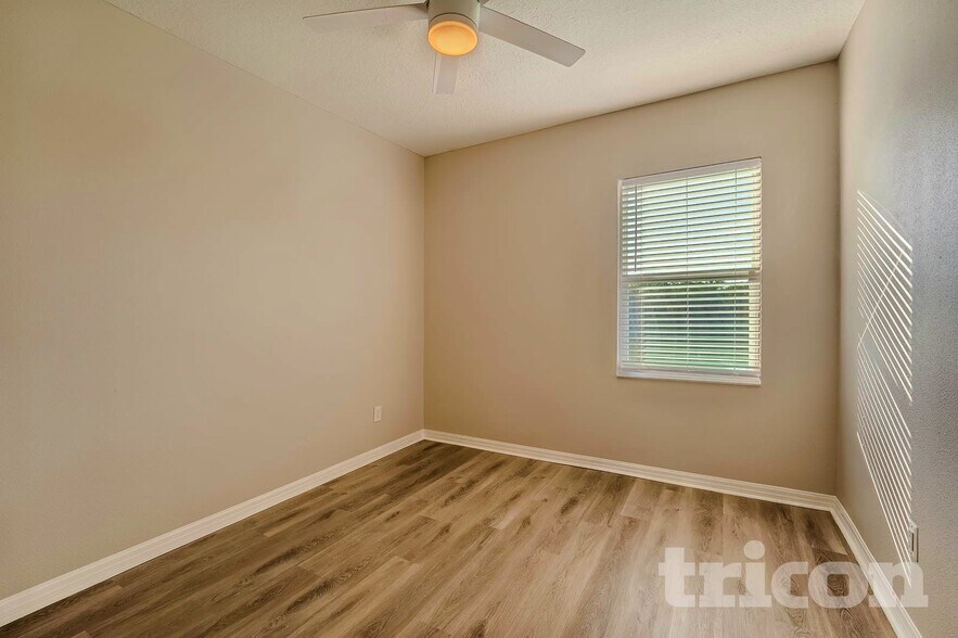 Building Photo - 33164 Whisper Pointe Dr