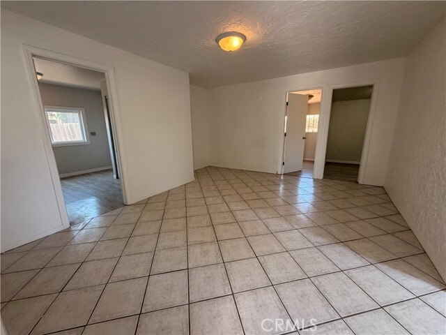 Building Photo - 258 E Hl