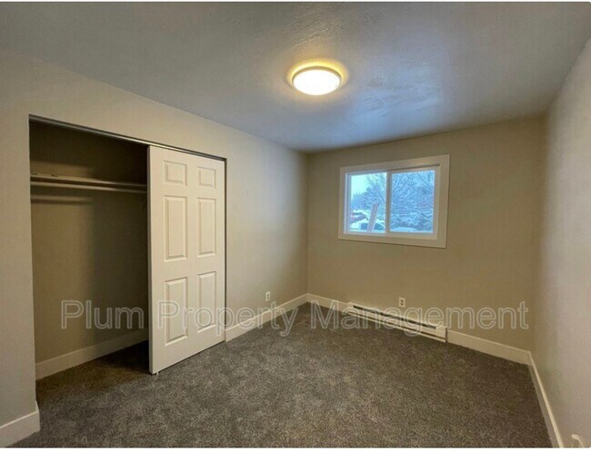 Building Photo - 2501 55th St