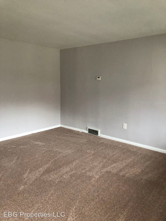 Building Photo - 3 br, 1 bath House - 615 3rd St.