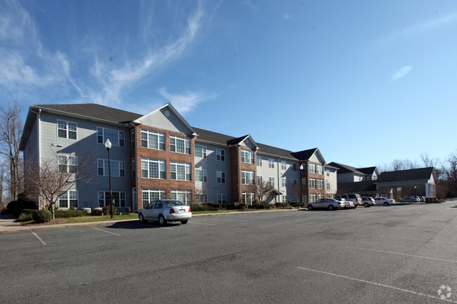 Building Photo - Clapp's Mountain Top Residential Apartments