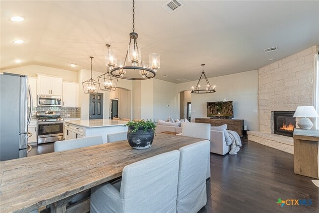 Building Photo - 2745 Ridge Forest Dr