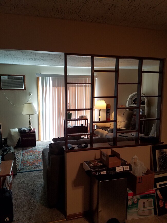 Living room 1 - 1631 Olive Dr