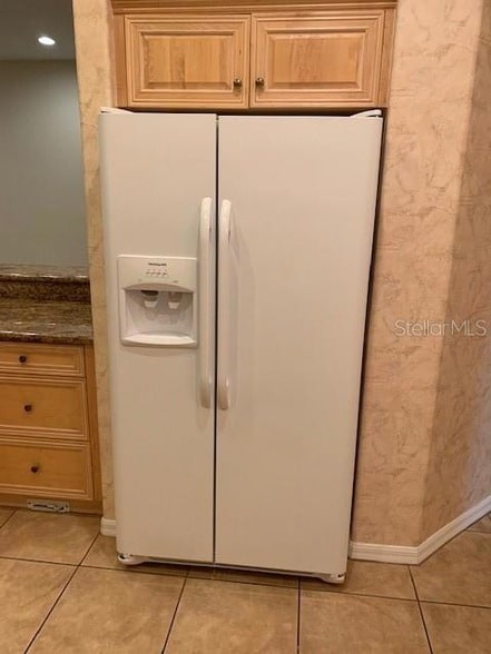 Building Photo - 3625 Square W Ln