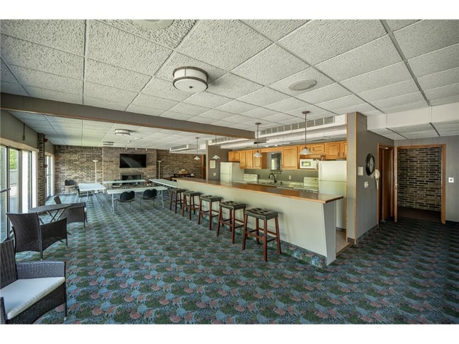 Building Photo - 2210 Midland Grove Rd
