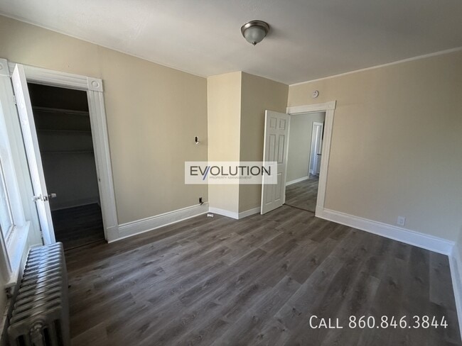 Building Photo - 228 -230 Franklin Avenue - FL2-