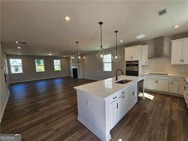 Building Photo - 3250 Willow Glade