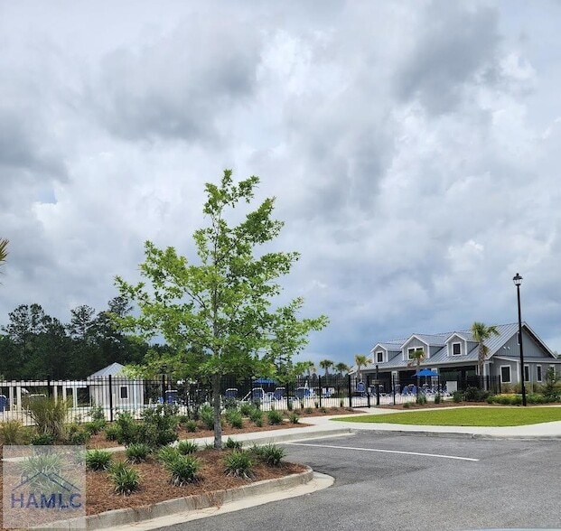 Building Photo - 214 Coneflower Rd