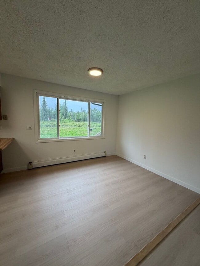 Building Photo - LONG-TERM RENTAL