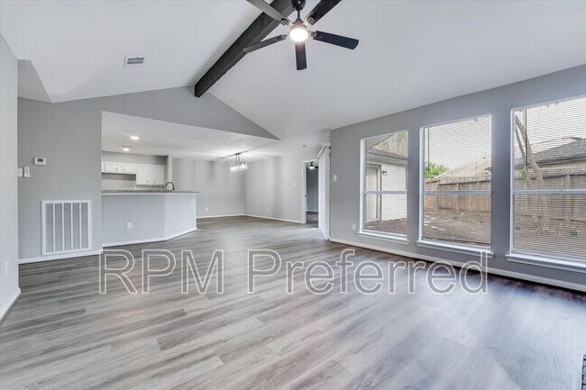 Building Photo - 8526 Deer Meadow Dr