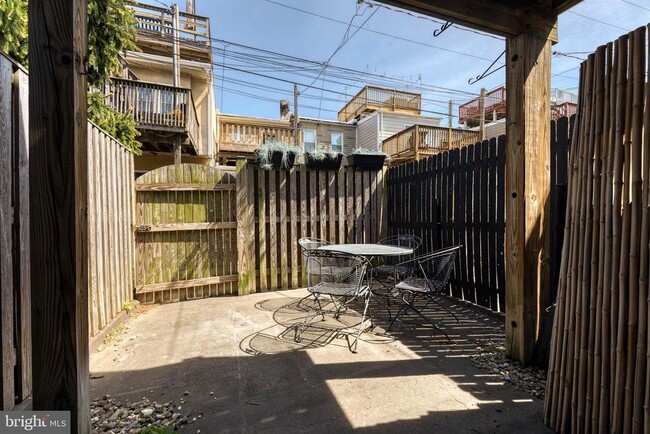 Building Photo - 1461 Woodall St
