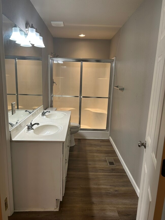 Building Photo - 135 Rocky Reef Cir