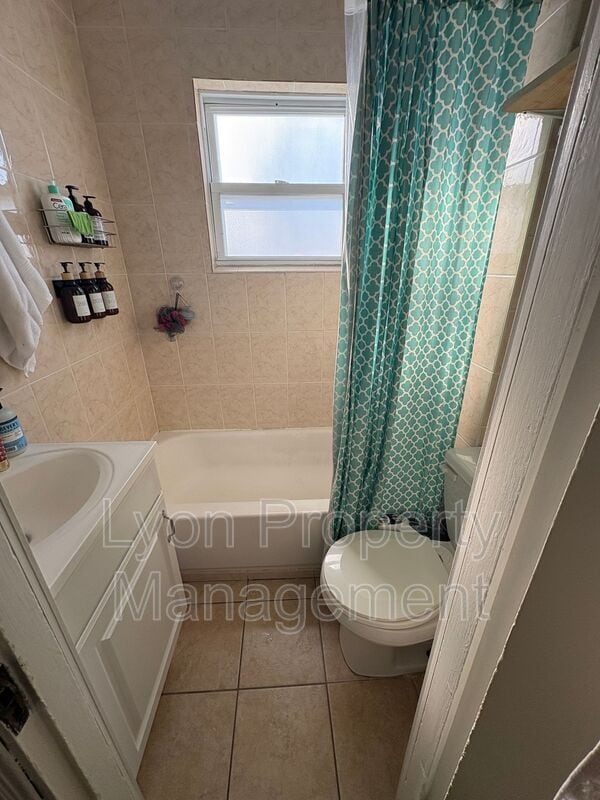 Building Photo - 250 Sayles Ave