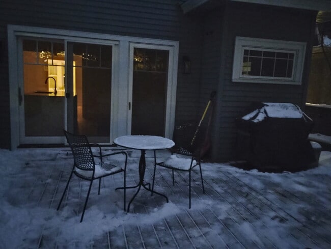 Building Photo - 1218 W 50th St