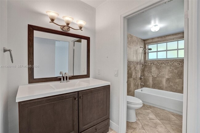 Building Photo - 5721 SW 11th St