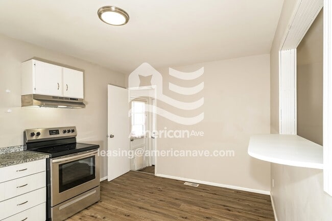 Building Photo - 3024 Chance Dr