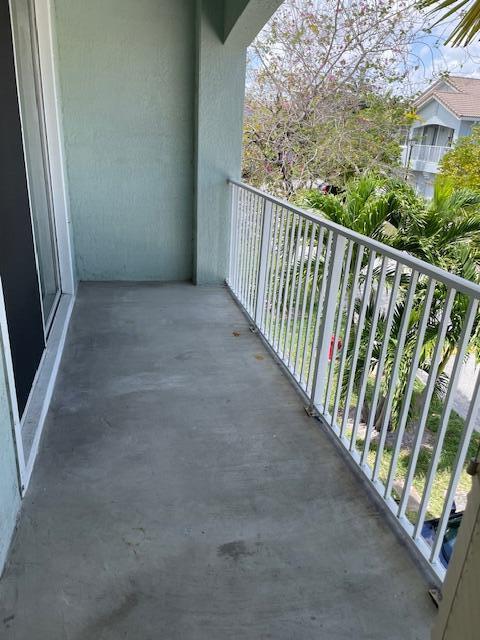 Building Photo - 3026 Laurel Ridge Cir