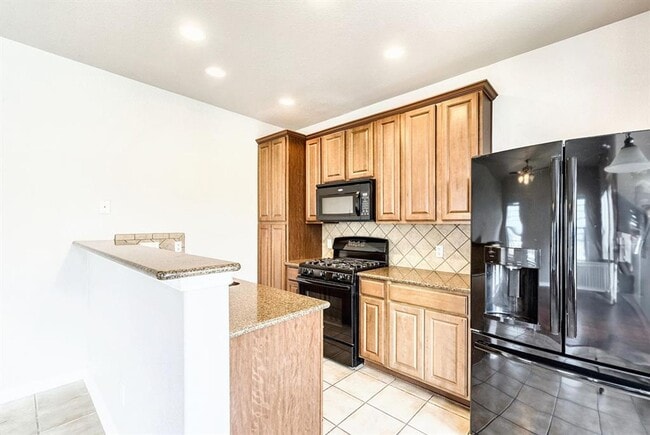 Building Photo - 595 McGarity-
