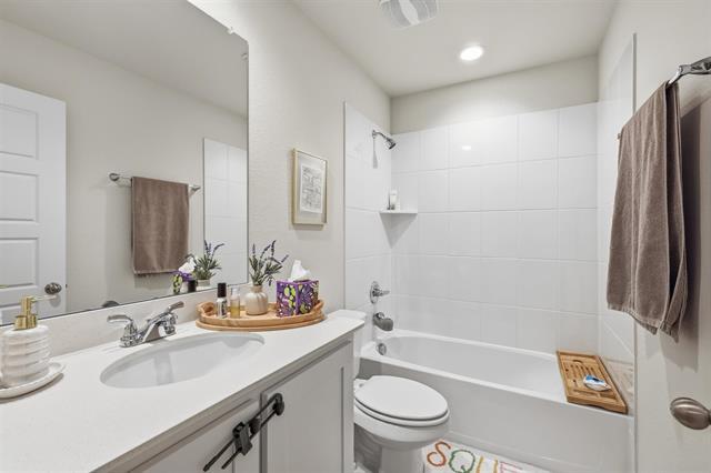 Building Photo - 6132 Bursey Rd