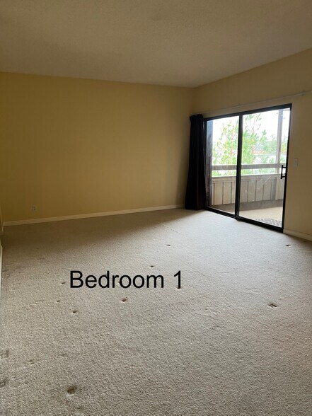 Building Photo - 1290 Sharon Park Dr