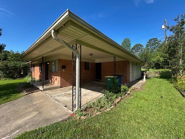 Building Photo - 5205 Nelbrook Dr