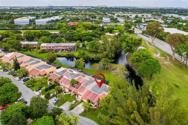 Building Photo - 3761 Alcantara Ave