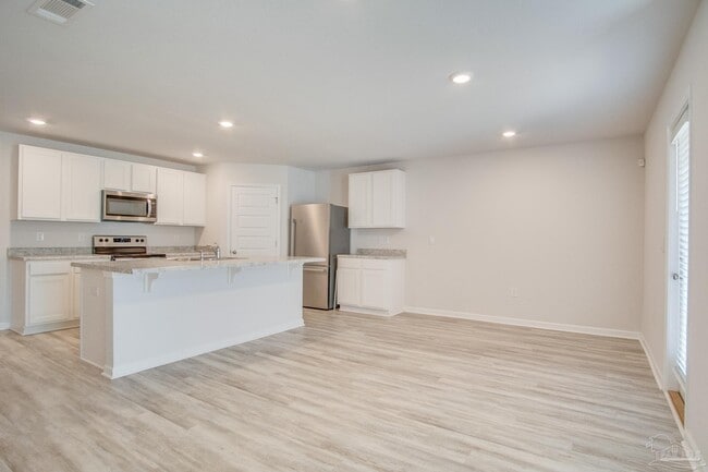 Building Photo - 4383 White Cedar Ct