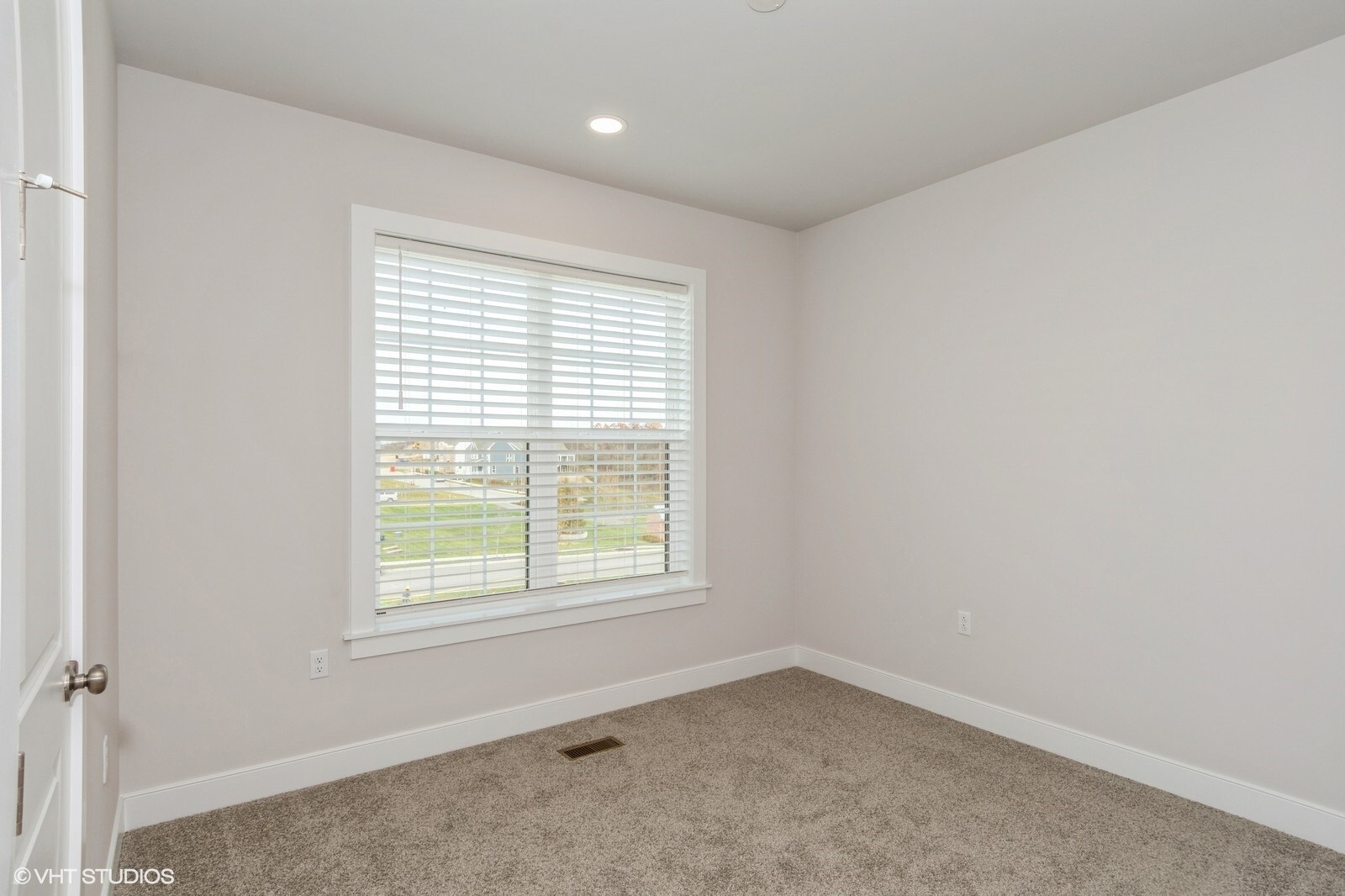 Building Photo - 403 Cranford Way