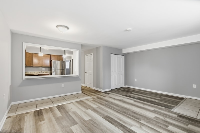 Building Photo - 906 N Fulton Ave