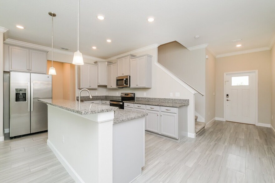 Building Photo - 17454 Radiant Shine Way
